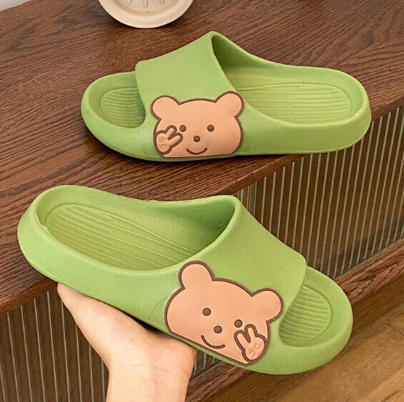 Hot selling home slippers [Side Bear-Matcha Green] (Size: 36-41) [Please contact customer service to confirm the delivery size after placing the order]