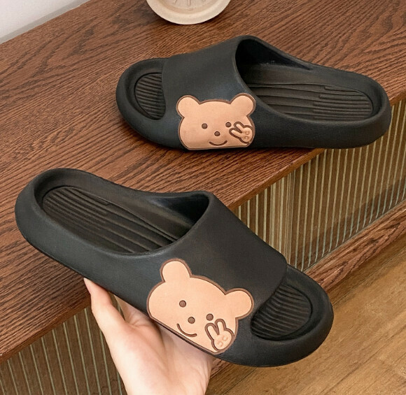 Hot selling home slippers [Side Bear - Deep Black] (Size: 36-41) [Please contact customer service to confirm the delivery size after placing the order]