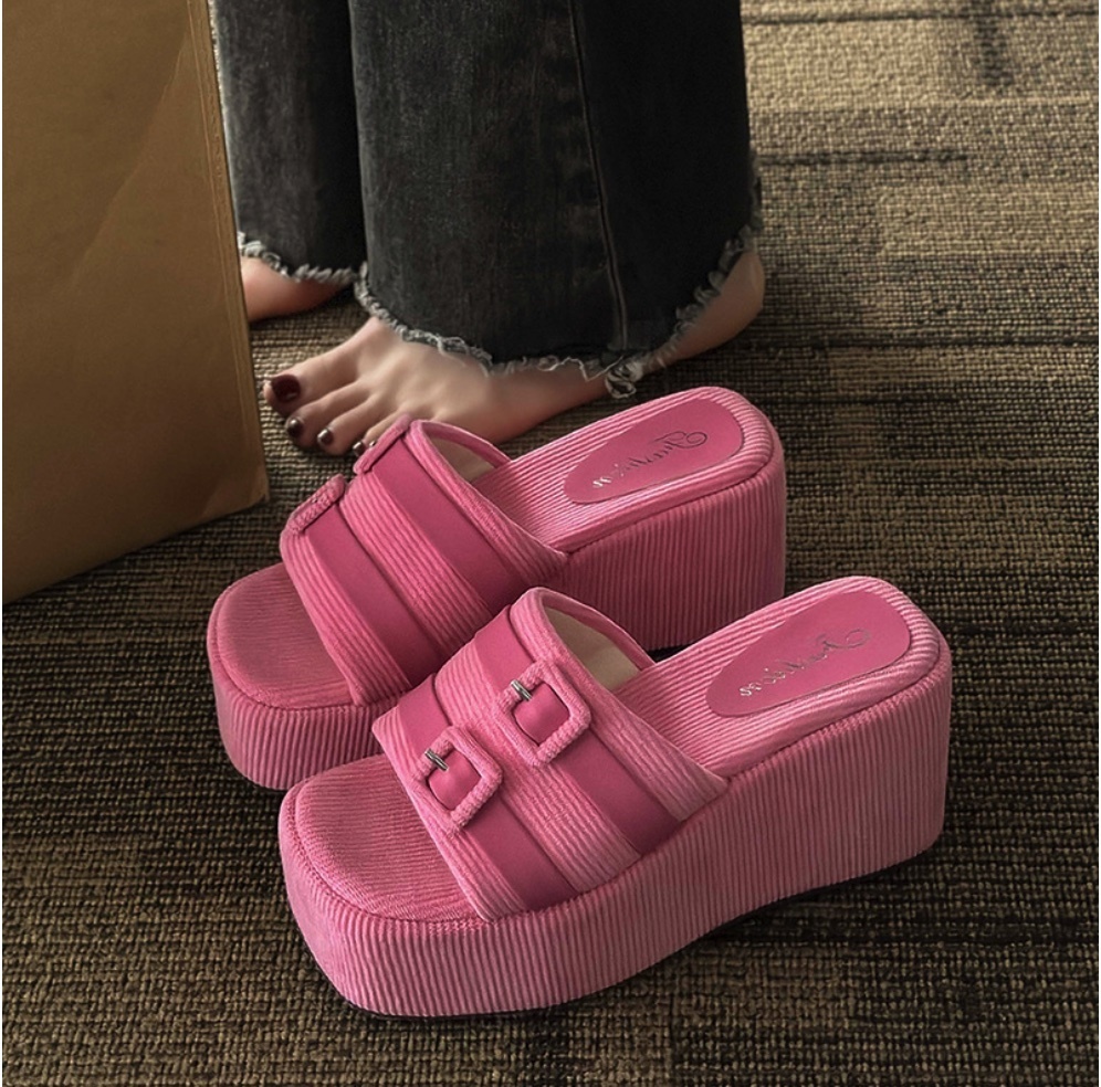 Hot selling thick-soled platform sandals (rose red) (size 35-40) (contact customer service after placing the order to confirm the delivery size)