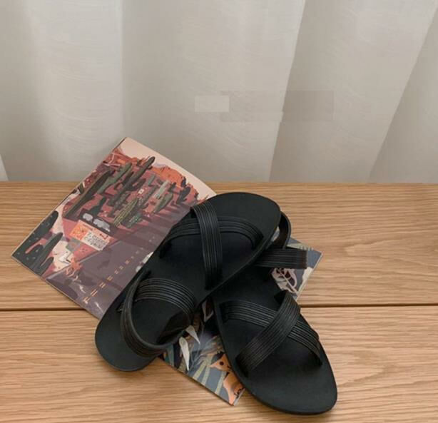 Hot style (Xiaohei (with bag) size 36-40) sandals (contact customer service after placing the order to confirm the delivery size)