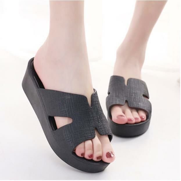 Popular style (black size 35-40) slippers and slippers (contact customer service after placing the order to confirm the delivery size)