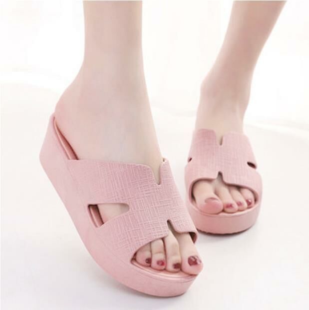 Popular style (leather red size 35-40) slippers and slippers (contact customer service after placing the order to confirm the delivery size)