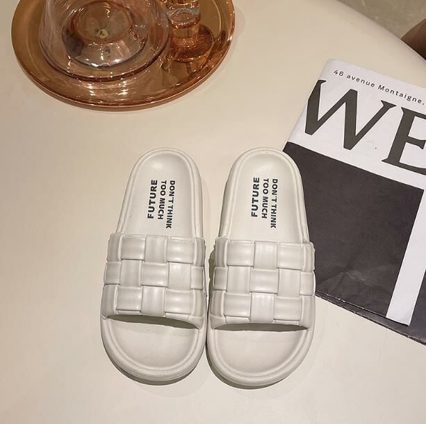 Hot style (white size 36-41) slippers, beach shoes, flip flops (contact customer service after placing the order to confirm the delivery size)