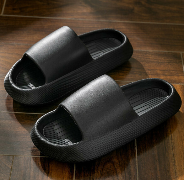 Popular solid color thick-soled slippers [Black (4.5cm, soft and non-slip when stepping on poop)] (Size: 36-41) [Please contact customer service to confirm the delivery size after placing the order]