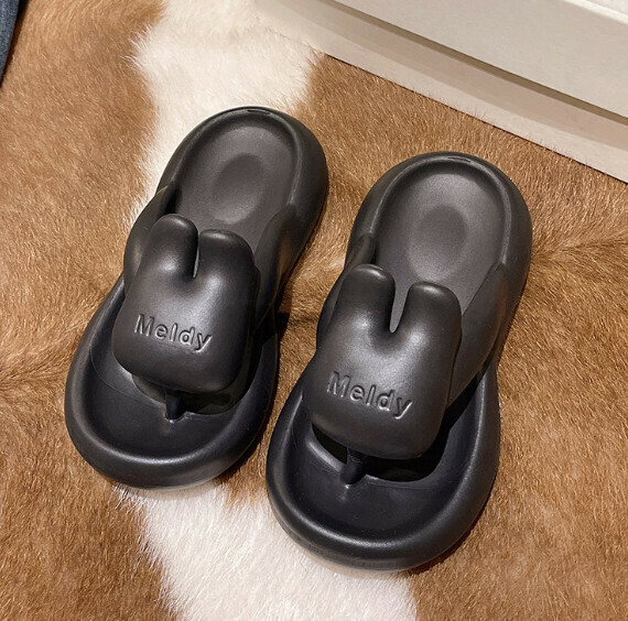 Popular cartoon flip-flops beach flip-flops [black-rabbit head flip-flops] (size: 36-40) [please contact customer service after placing an order to confirm the delivery size]