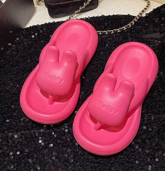 Popular cartoon flip-flops beach flip-flops [rose red-rabbit head flip-flops] (size: 36-40) [please contact customer service to confirm the delivery size after placing the order]