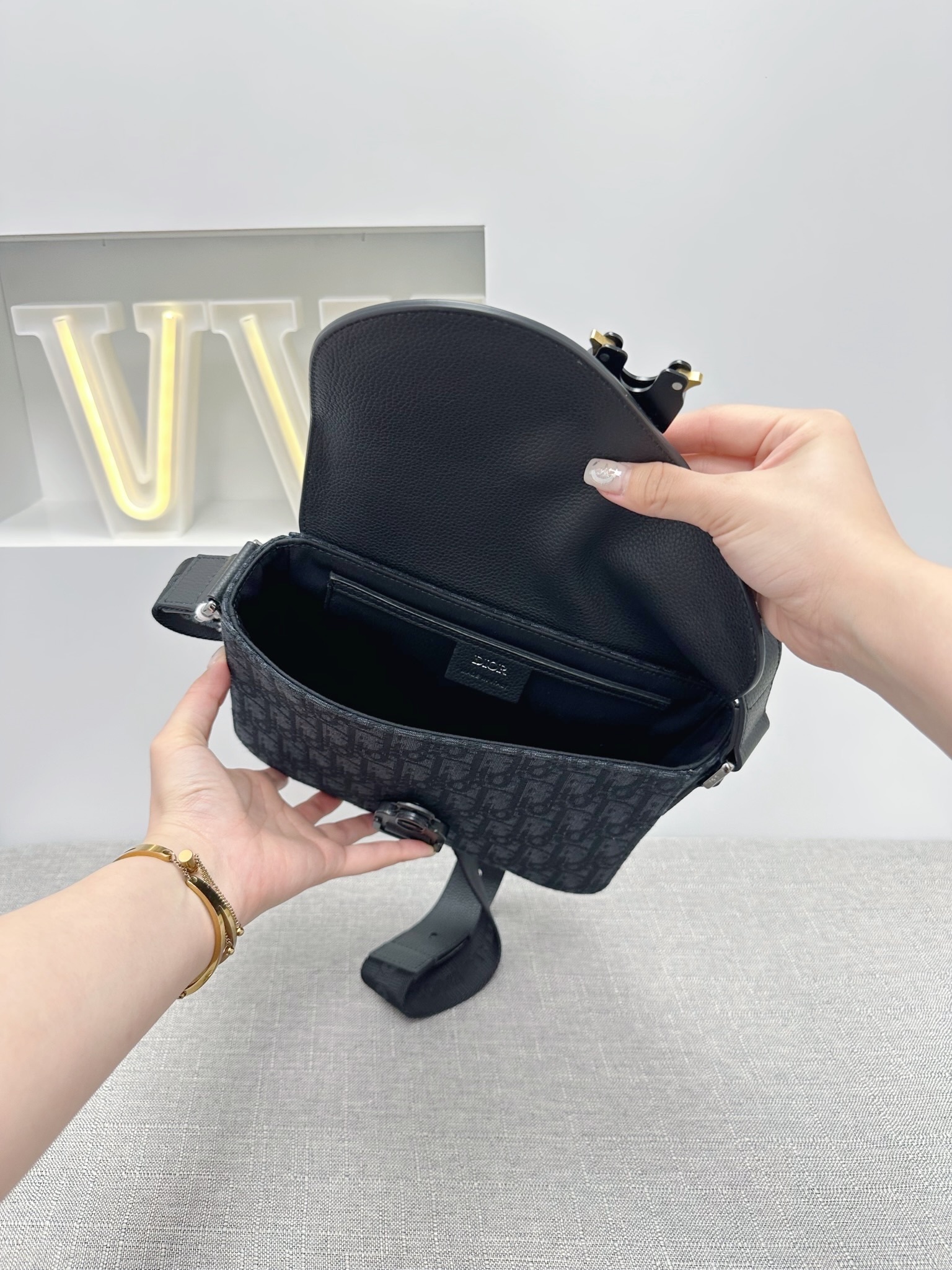 Dior Small Saddle Messenger Bag With Flap