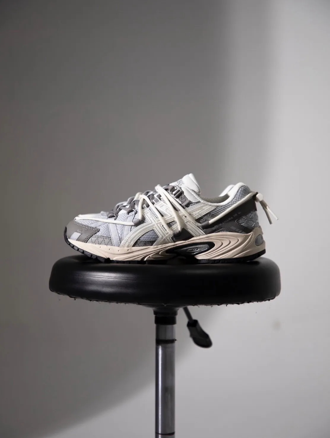 ASICS GEL KAHANA TR V2 月光灰1203A504-022 $799 EUR36/37/3