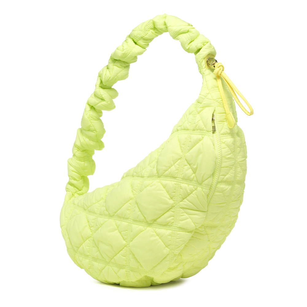 【CARLYN】韓国人気★ Paisely Cozy L size Bag CARLYN】 韓国人気 23SS Cozy L 4Way キルティングBag (CARLYN