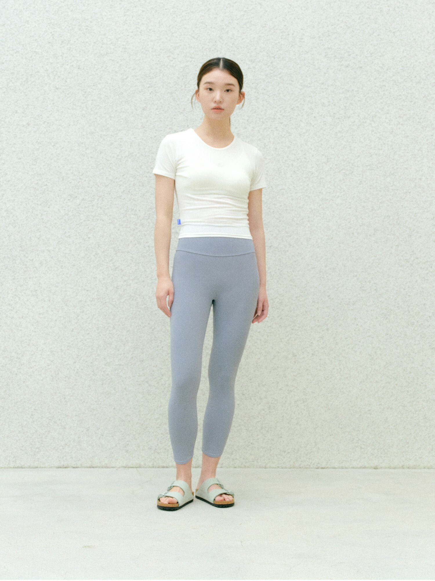 簡約露背短袖上衣