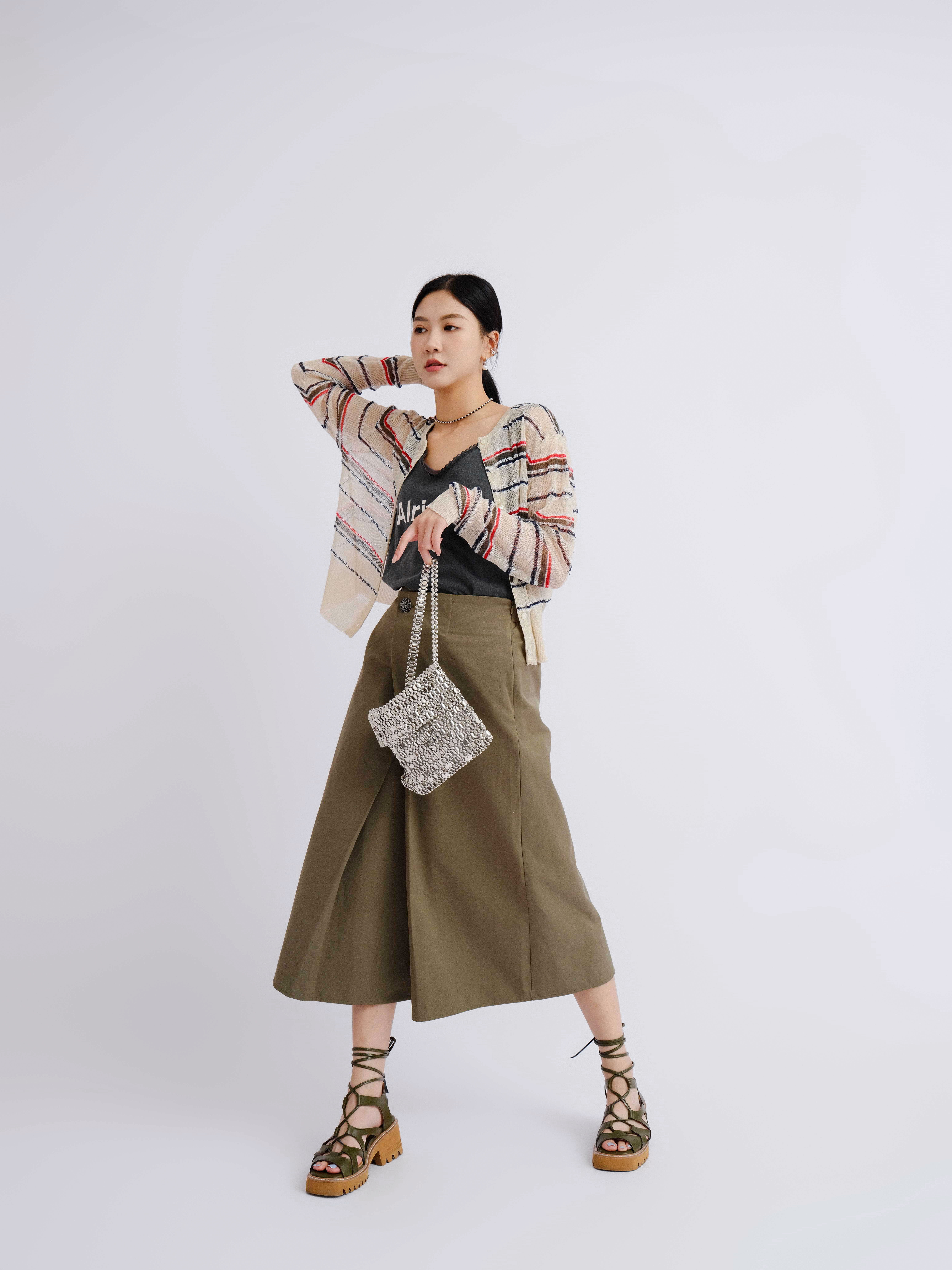 造型 1065（外套＋上衣＋半截裙）