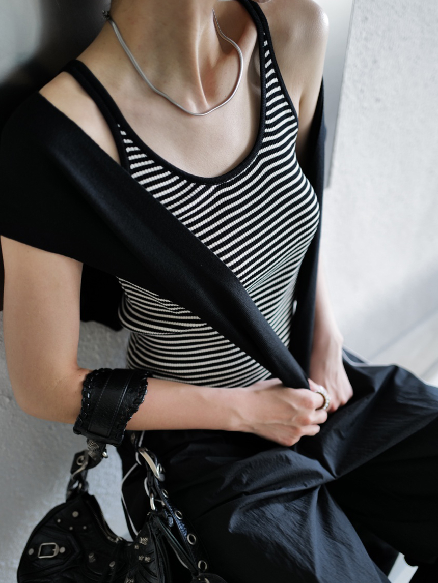 June.廣州連線 | 撞色針織背心*7色 ∣