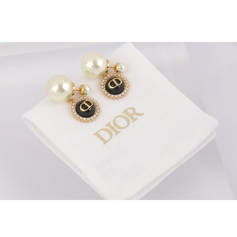 【CHRISTIAN DIOR】Tribales CD Logo 珍珠鑲飾玻璃珠針式耳環(金色/黑色) E3070WOMVE3_D307