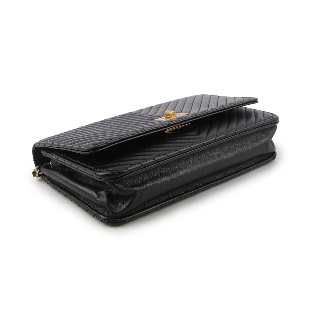 【CHANEL】金釦2.55 復古小牛皮WOC(黑色) CH14000122