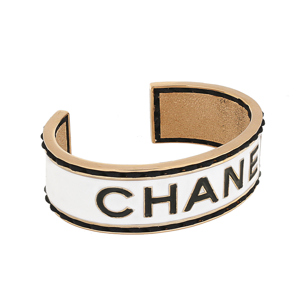 【CHANEL】經典標誌及編織外框寬手鐲
