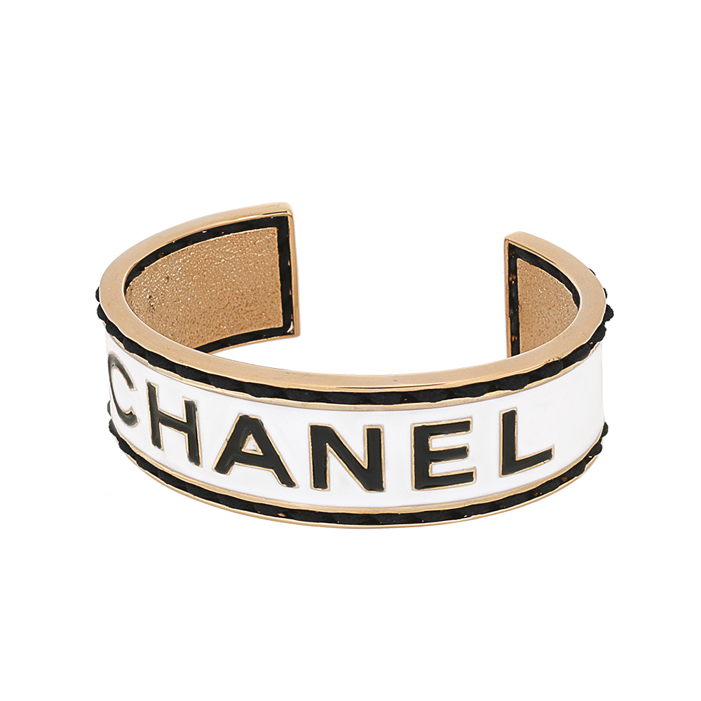 【CHANEL】經典標誌及編織外框寬手鐲(白色/黑色) ABC350 B15464 NU638