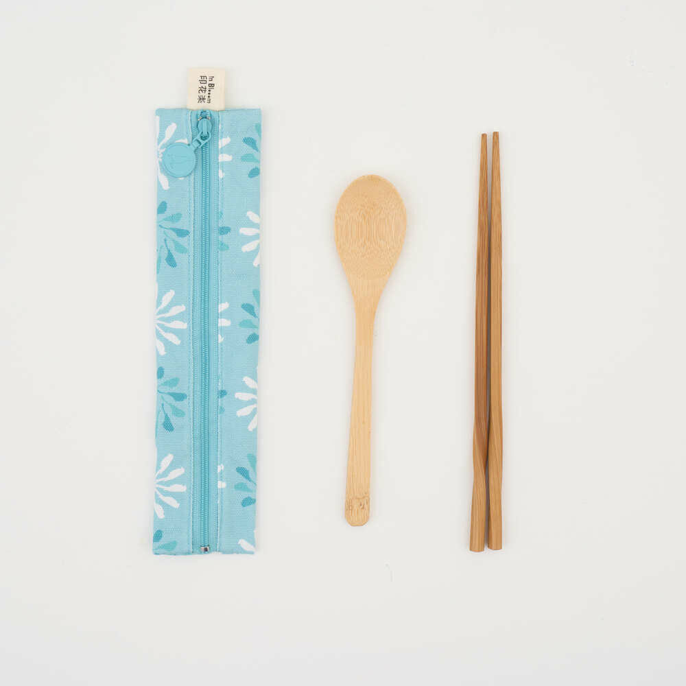 Zipper Utensil Pouch (Spoon and Chopsticks including)/Black Drongo Circles/Aqua Sea