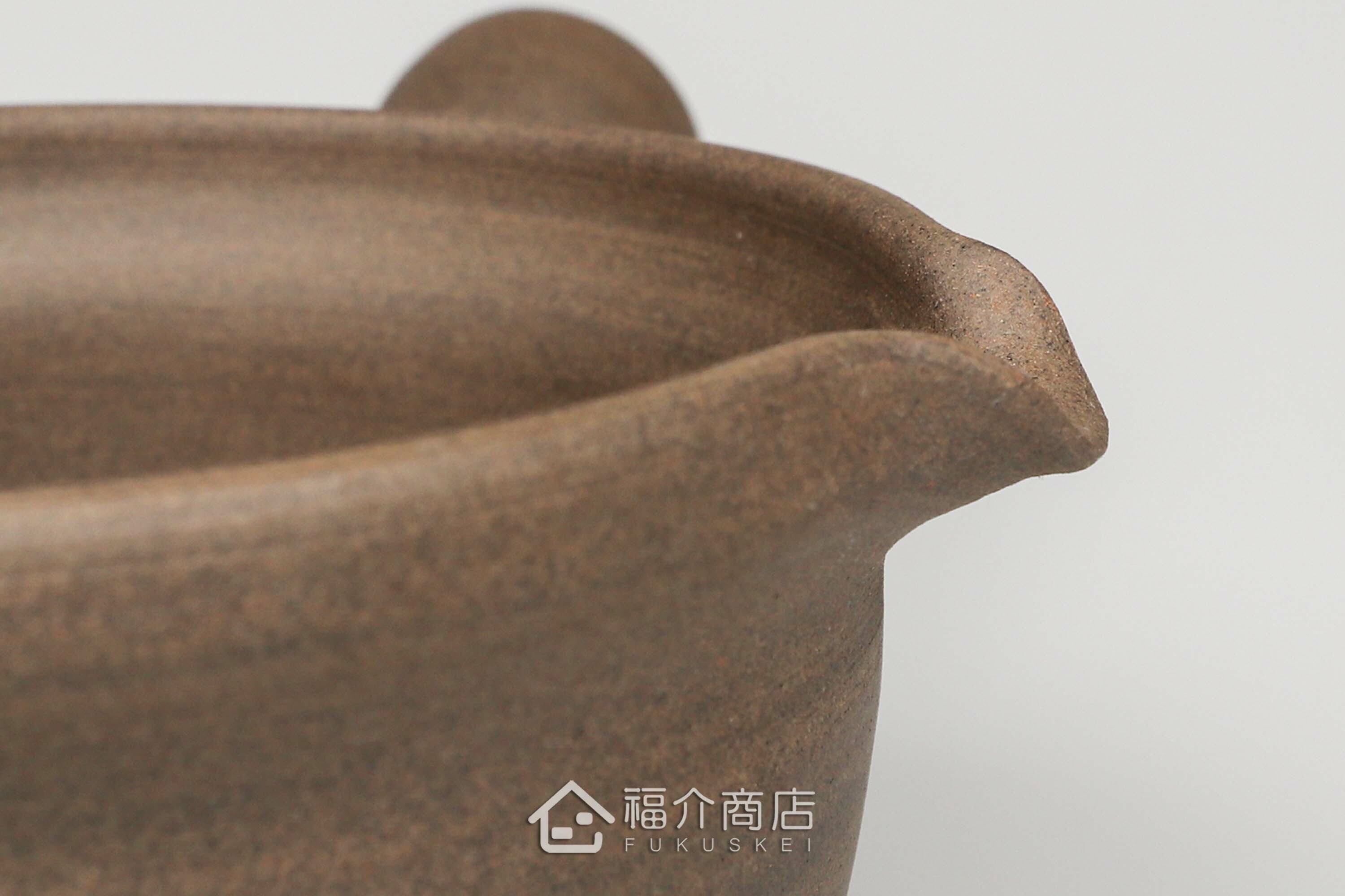 泡茶時將茶水分別倒入杯子的花造型日本陶瓷材質分茶壺