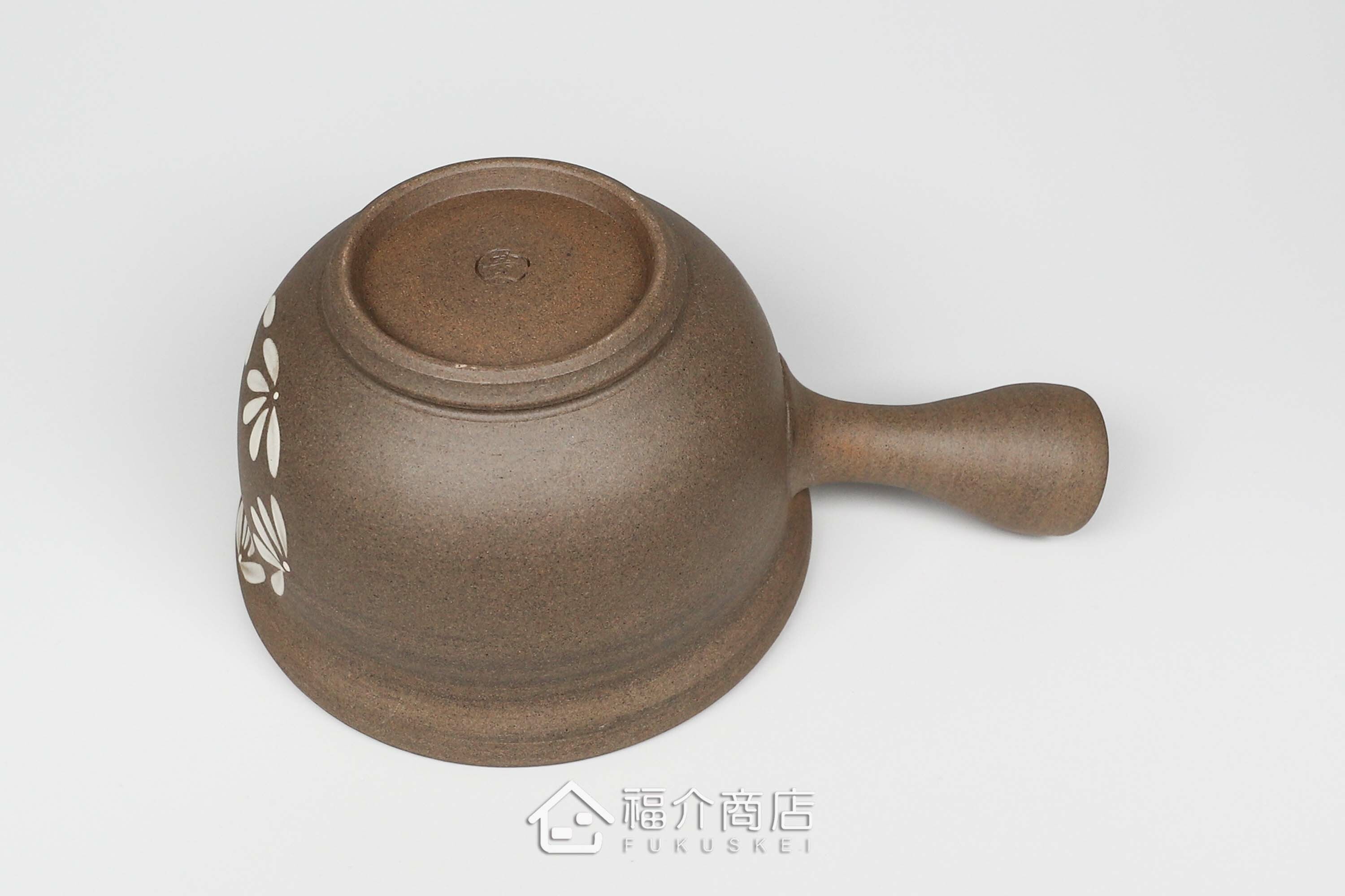 泡茶時將茶水分別倒入杯子的花造型日本陶瓷材質分茶壺