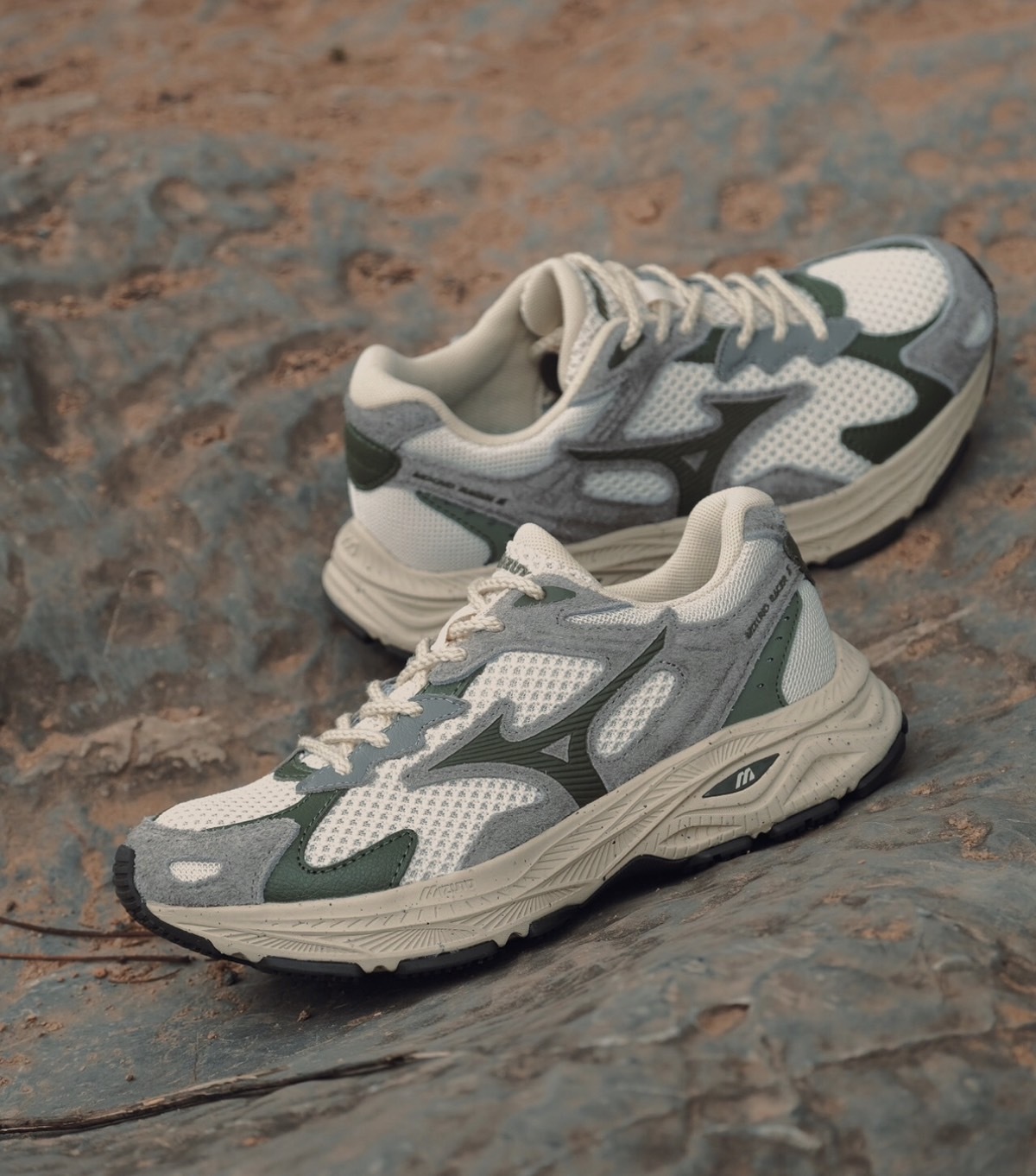 預購  MIZUNO Racer S 復古跑鞋 灰綠