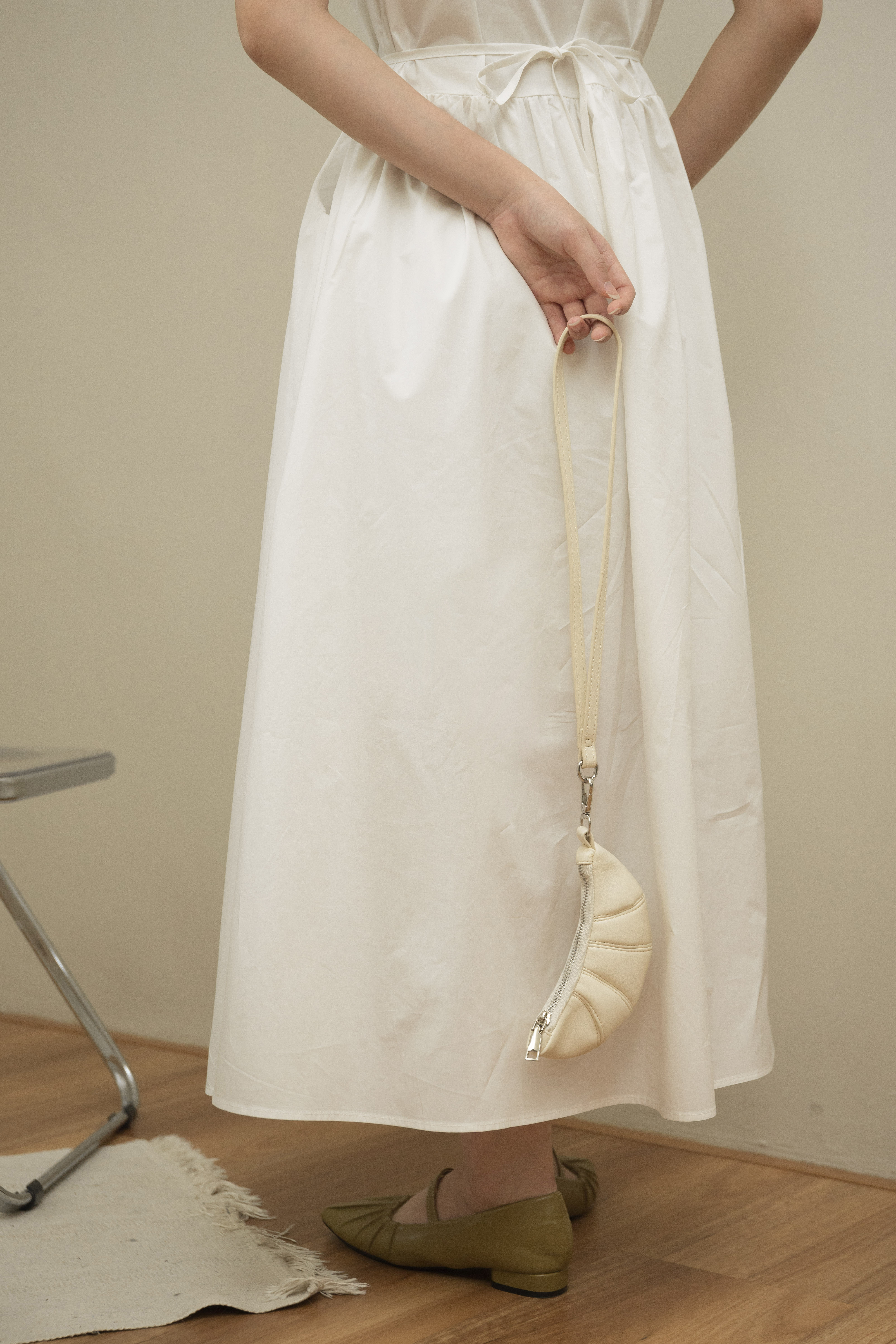 Farey Croissant Bag White-D29WHI