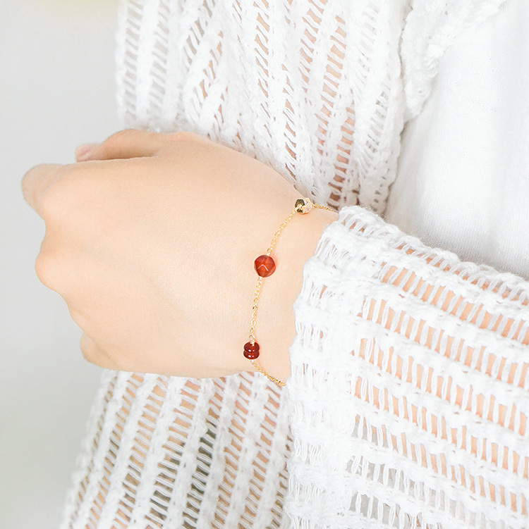 七月誕生石 • 扶桑花 • 新鮮的戀情 – 紅瑪瑙 – 手鍊