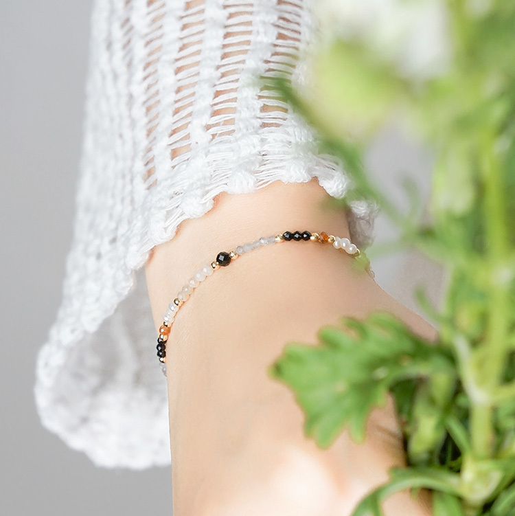 七月誕生石 • 接骨木莓 • 默默守護 – 黑瑪瑙 – 手鍊