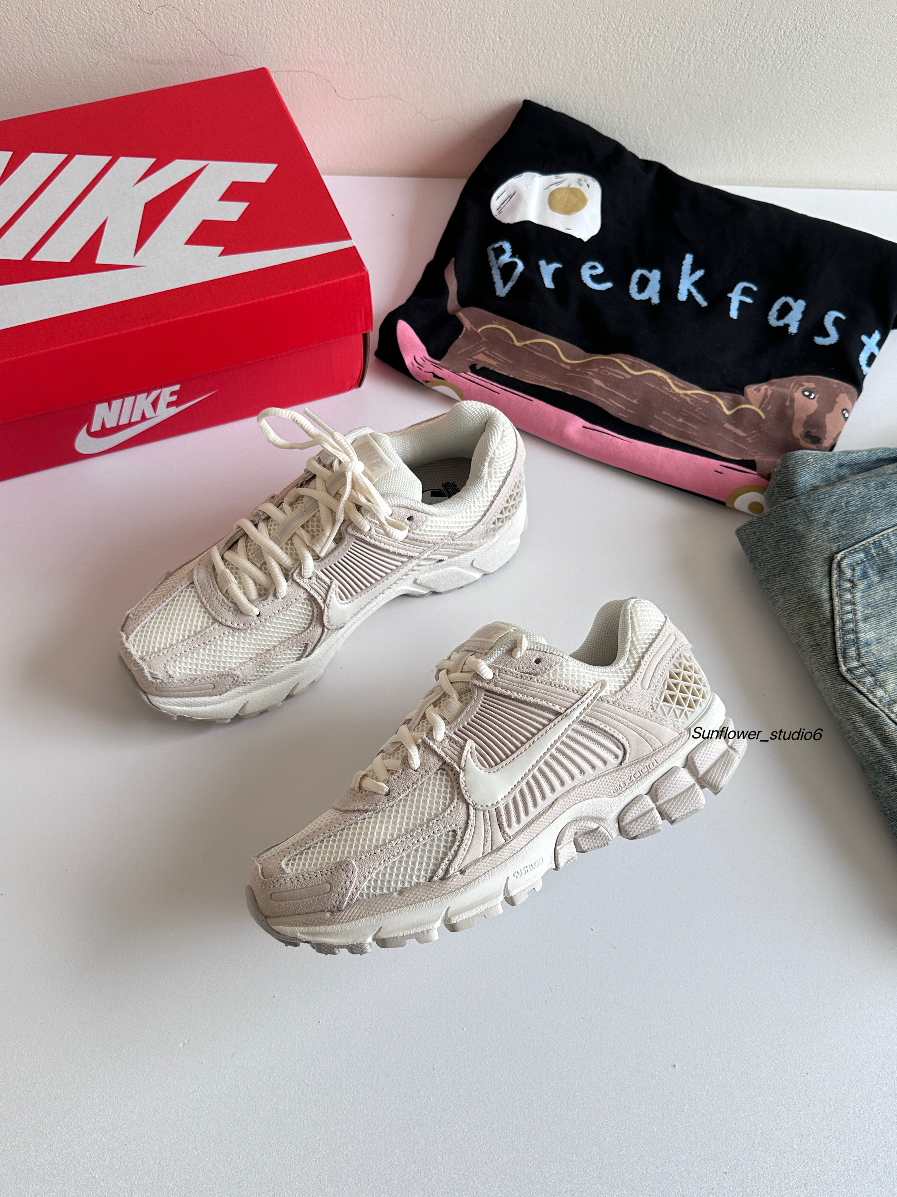 Nike Zoom Vomero 5 杏仁奶茶 杏色 奶茶色 麂皮 復古 慢跑鞋 HF1553-100/預購