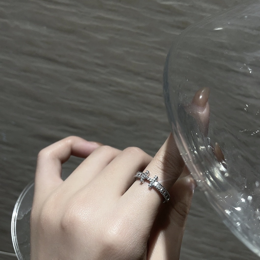 H高級浪漫銀滿鑽 低奢開口戒