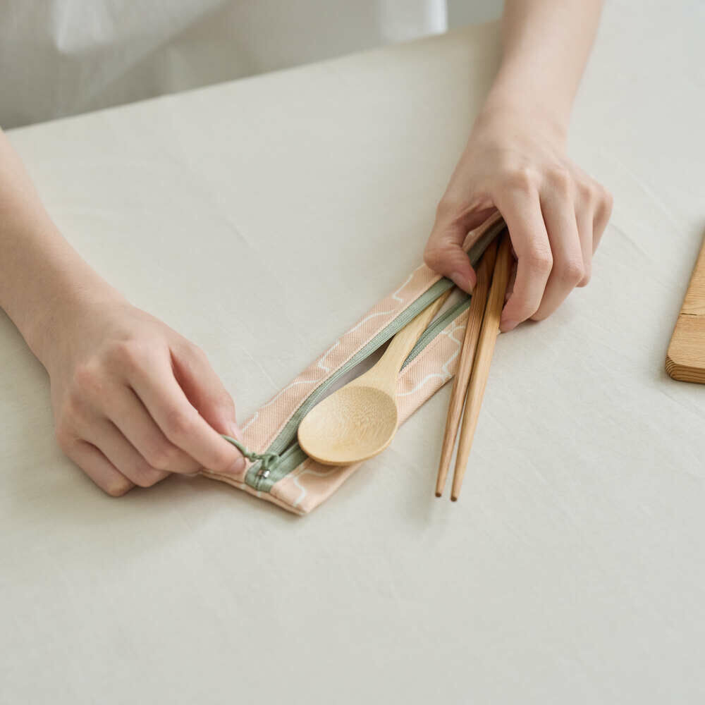 Zipper Utensil Pouch (Spoon and Chopsticks including)/Old Iron Window Frame No. 5/Coral Reef