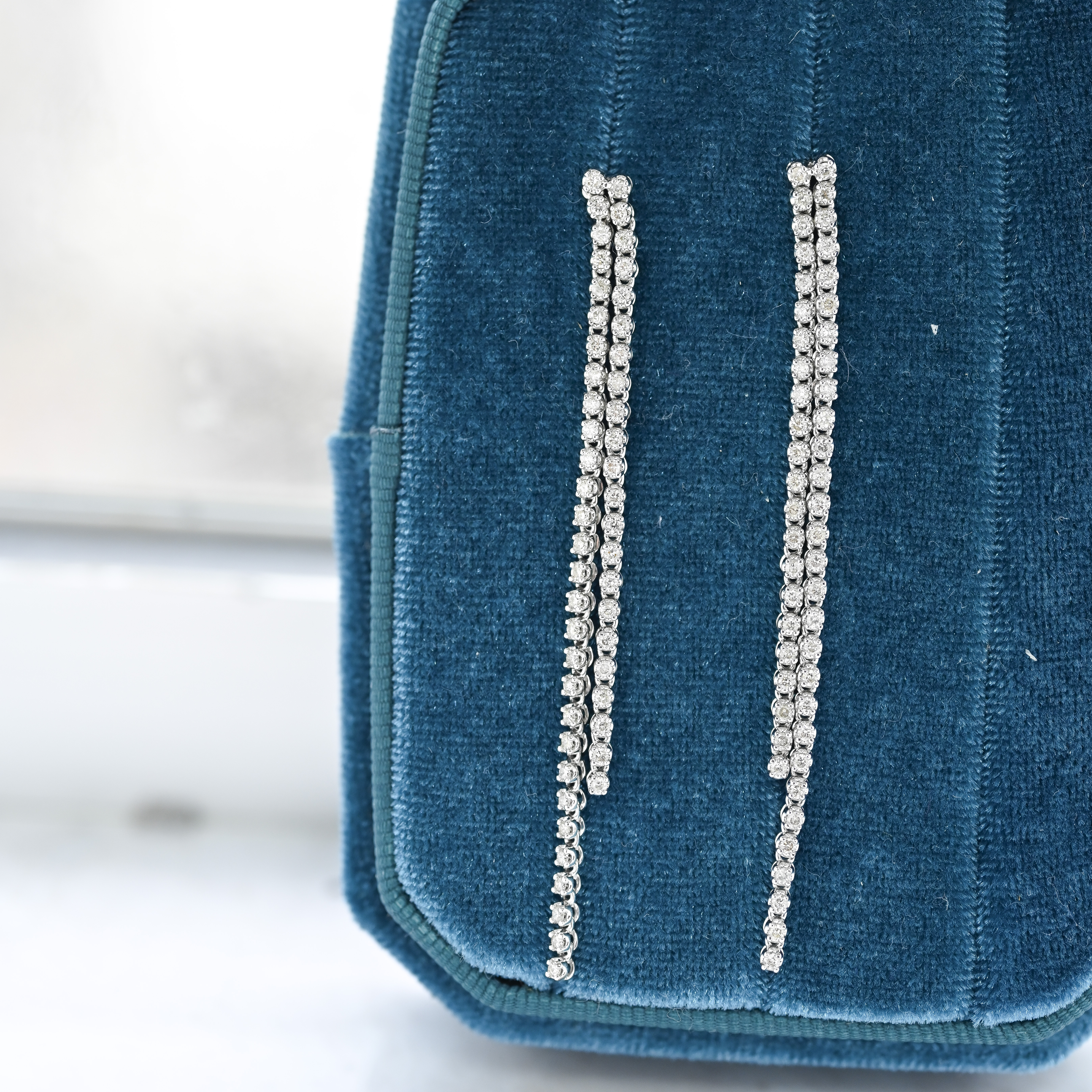 18K Pendiente de tenis Diamond Earring