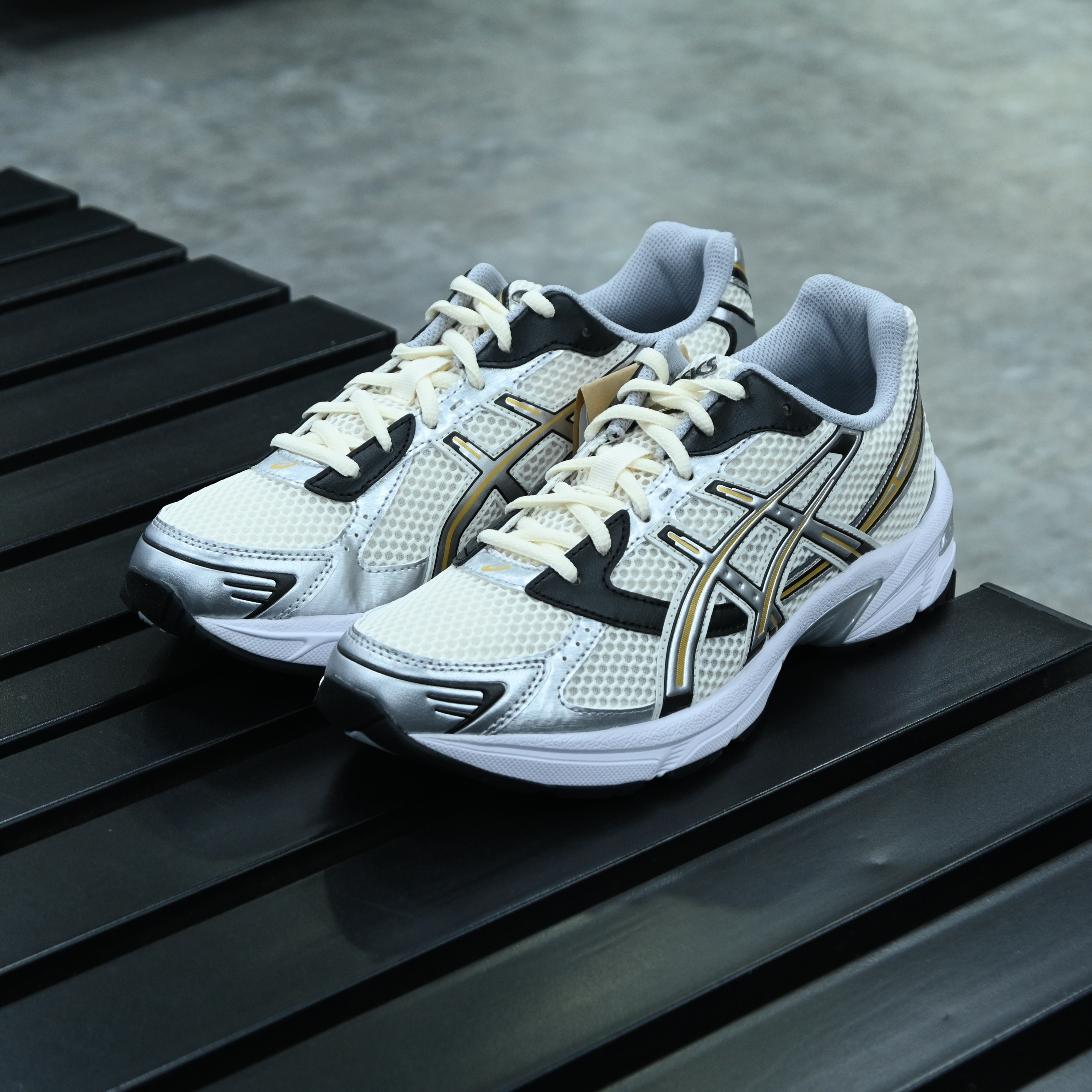 Asics GEL-1130 Cream/Pure Silver Japan Limited Edition