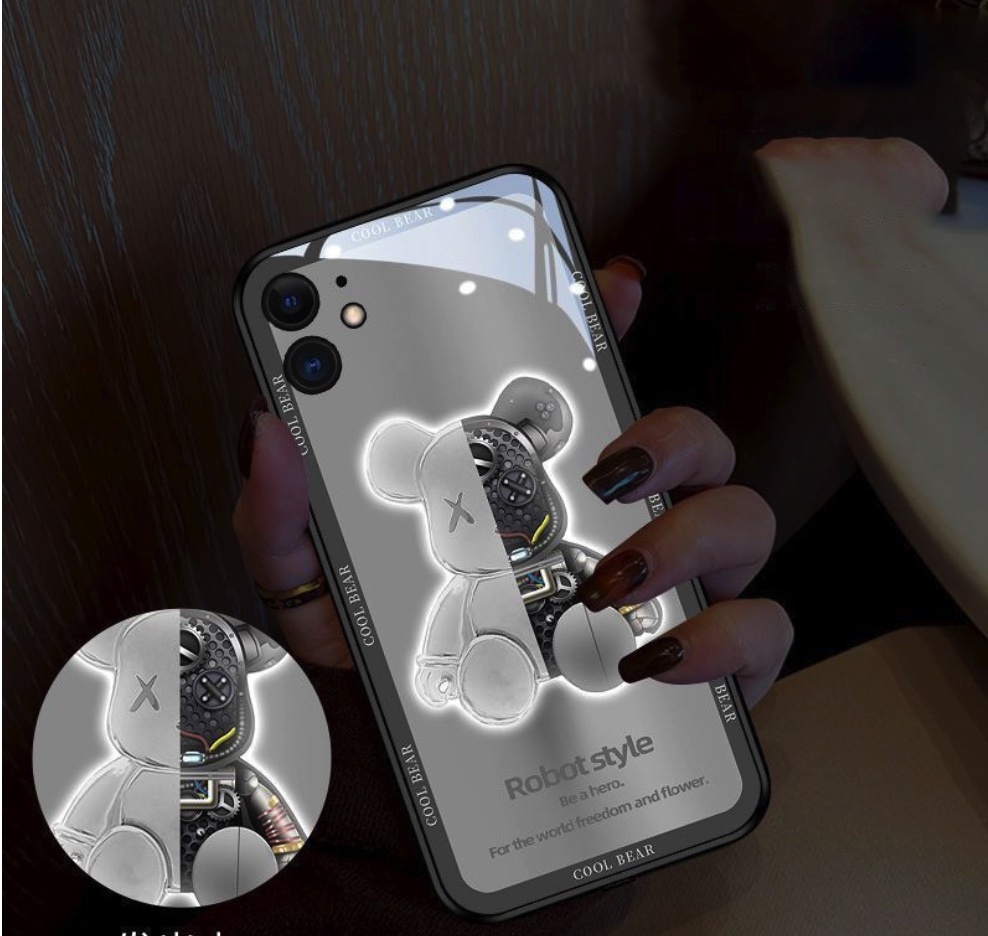 The popular glass luminous call flash is suitable for iPhone series mobile phone cases (violent bear electroplating white [precision hole]) (contact customer service after placing an order to confirm the phone model)