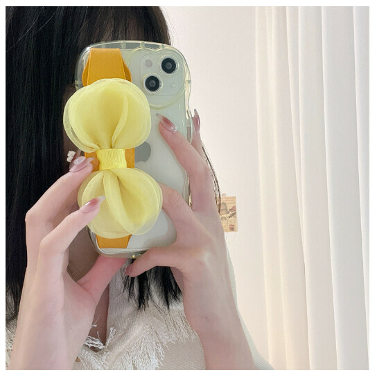 The new mobile phone case is suitable for Apple 13promax [transparent yellow lace wrist strap] (contact customer service to confirm the mobile phone model after placing the order)