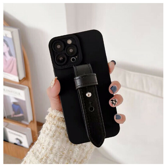 The new mobile phone case is suitable for iphone14promax Apple 13/12 [angel eye black + leather wristband] (contact customer service to confirm the phone model after placing the order)
