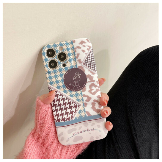 Hot-selling mobile phone case suitable for Apple 13/iPhone12/11promax [artistic stitching rose] (contact customer service to confirm the phone model after placing the order)