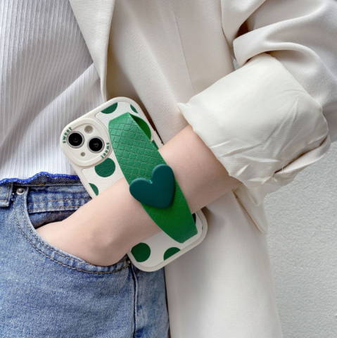 Popular silicone soft shell mobile phone case (SJ green polka dot love wristband) (applicable to Apple) (contact customer service after placing the order to confirm the phone model)