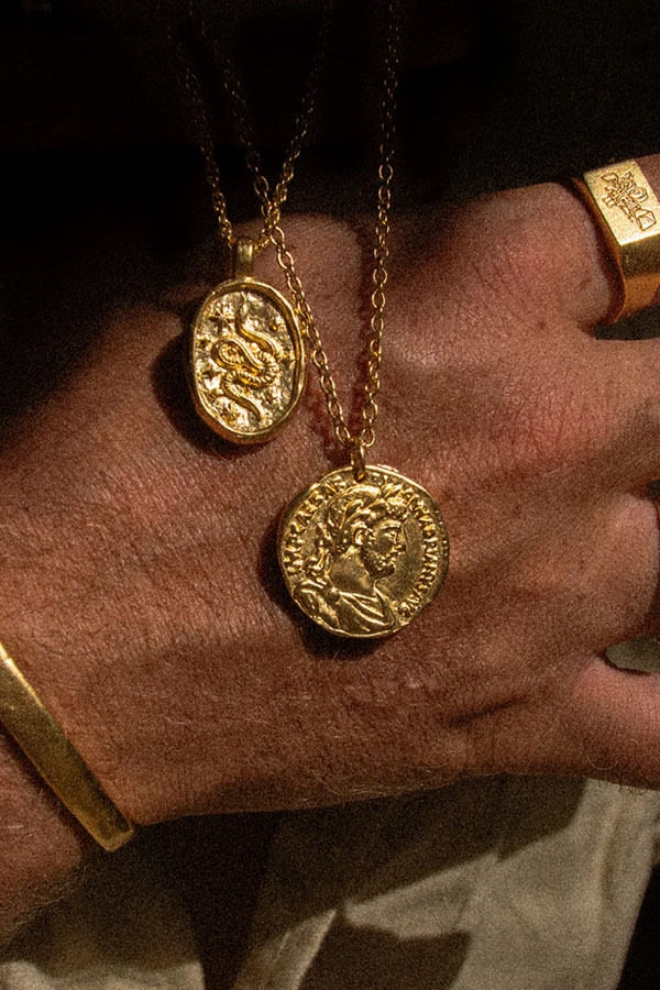 SALTY DAGGER - ANCIENT PHOENIX 金項鍊