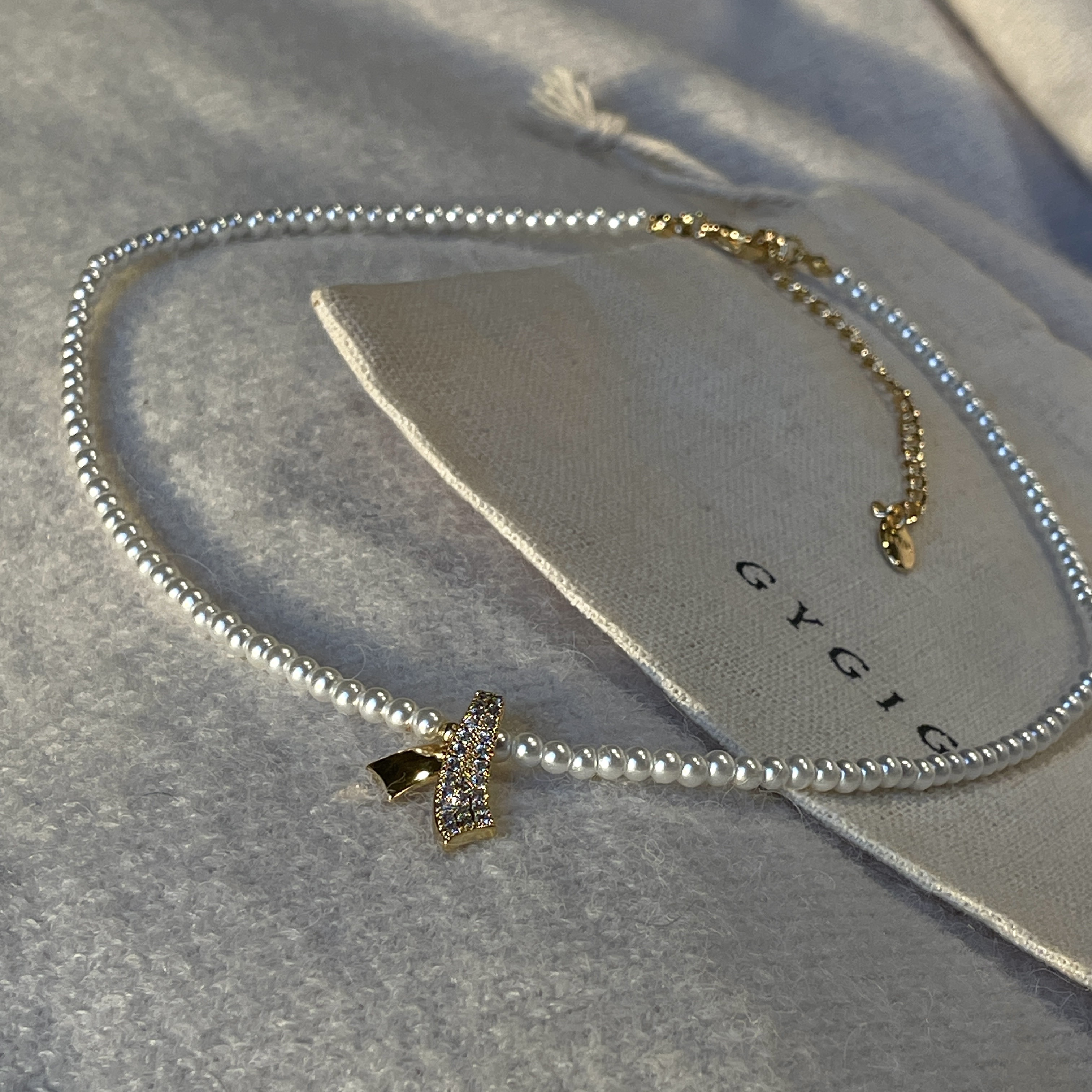 French 交叉金鑽時髦珍珠鏈/choker