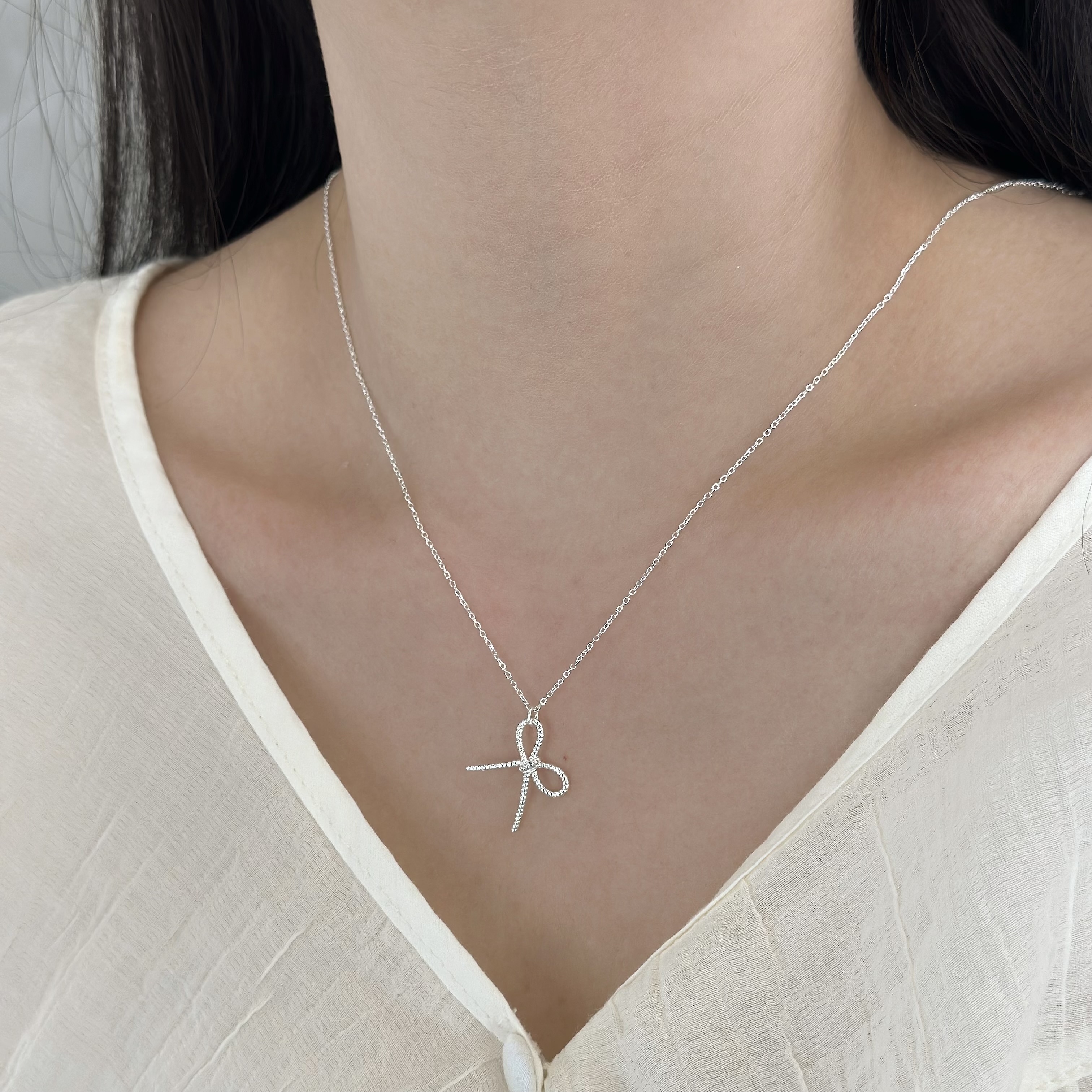 B04麻花蝴蝶結純銀鎖骨鏈