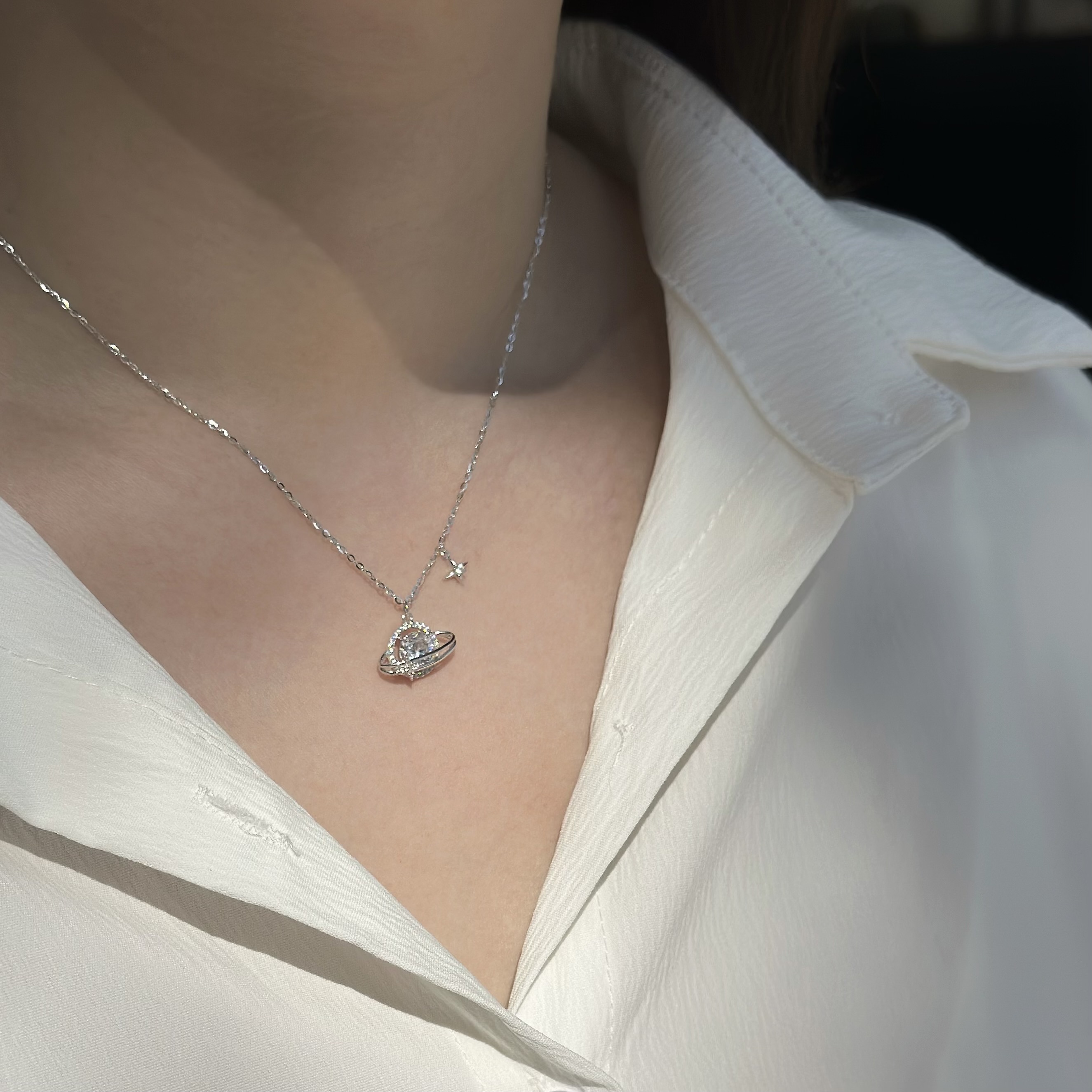 J44【輕奢】單鑽星球純銀鎖骨鏈