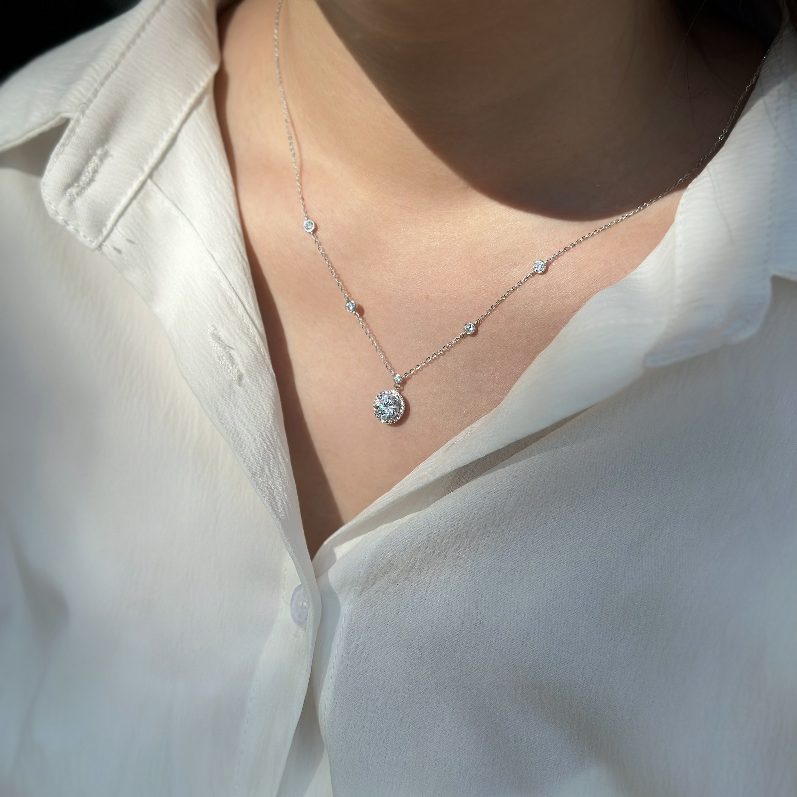 A47【輕奢】𝙃𝙖𝙡𝙤．分布式單鑽純銀鎖骨鏈