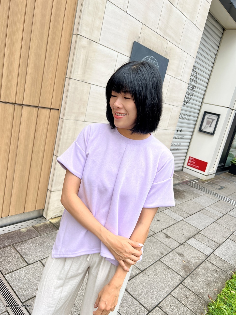 正韓質感丁香紫袖反摺設計上衣