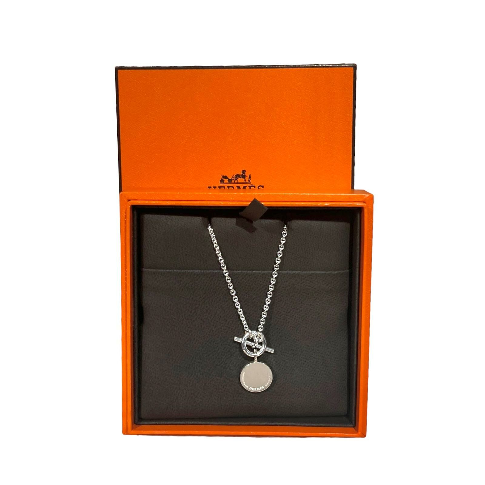 【 HERMES 】 Amulettes H Ex-Libris pendant H104143B 00 Amulettes Hermès Ex-Libris pendant | Hermès USA