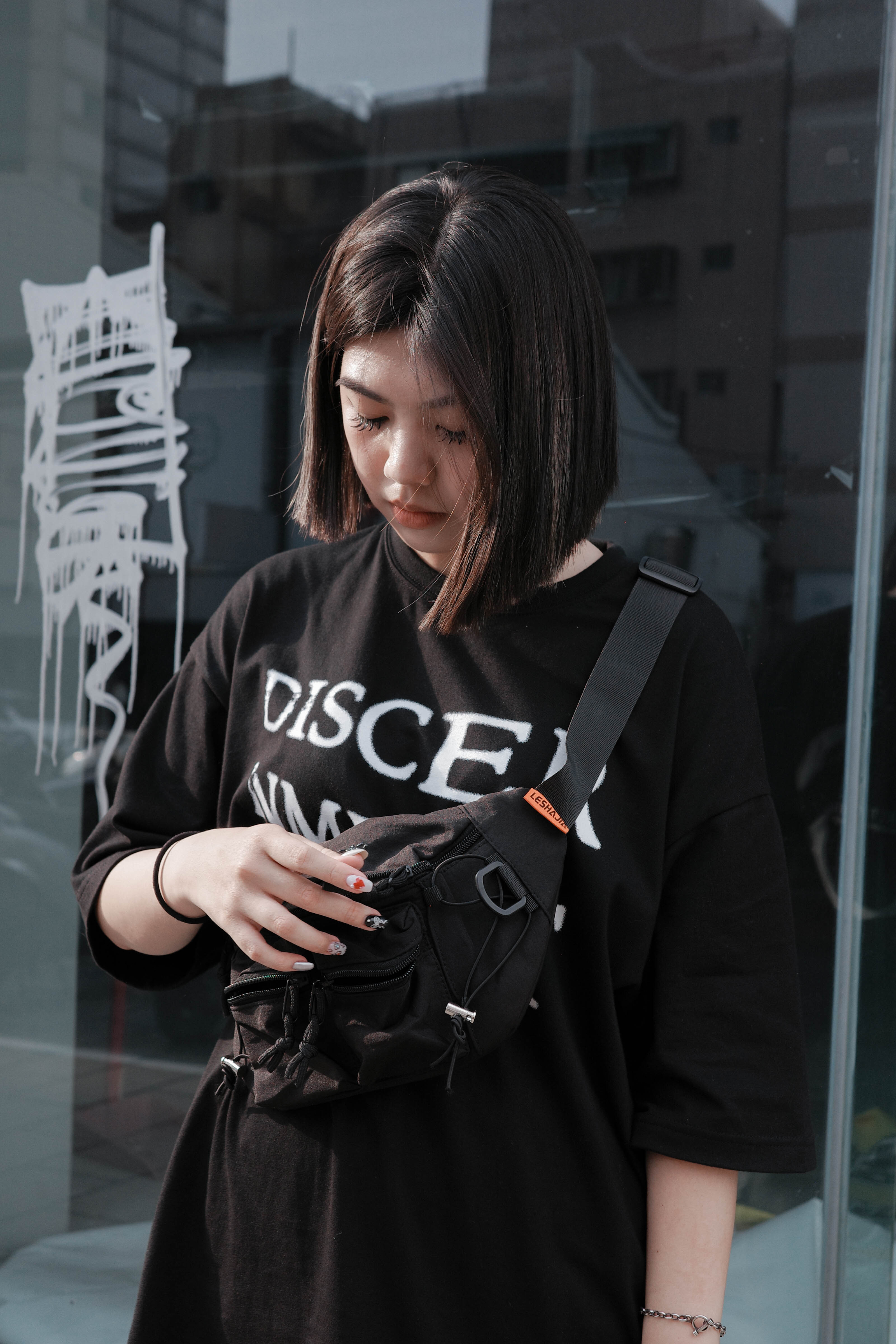 LESHAJIA 日系工裝抽繩側背包 側背腰包 尼龍雙層布料 機能側背包 991