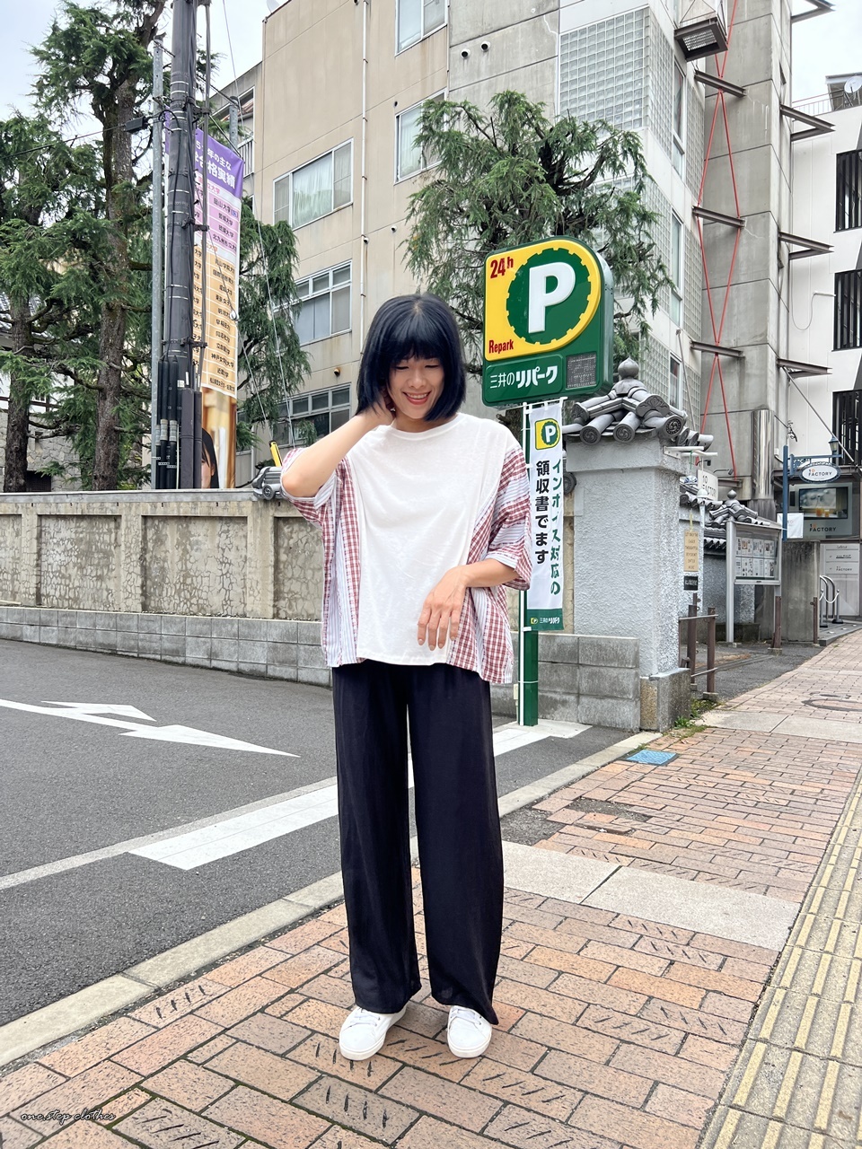 正韓側格紋拼接隨性感上衣