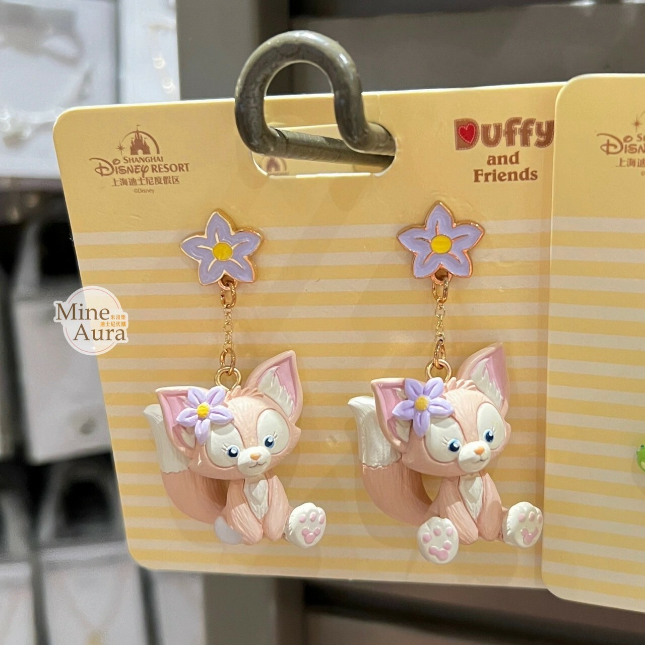 玲娜貝兒 Lina bell 立體坐姿 造型 耳環 -上海迪士尼樂園