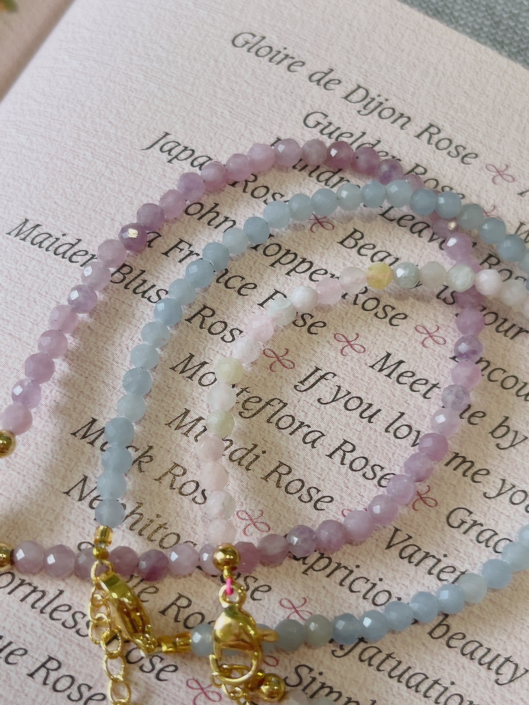 天然石,水晶,礦石,水晶手鍊,手鍊,天然石飾品,礦石飾品,摩根石,藍東陵,紫丁香,紫水晶,crystal,bracelet,復古,vintage