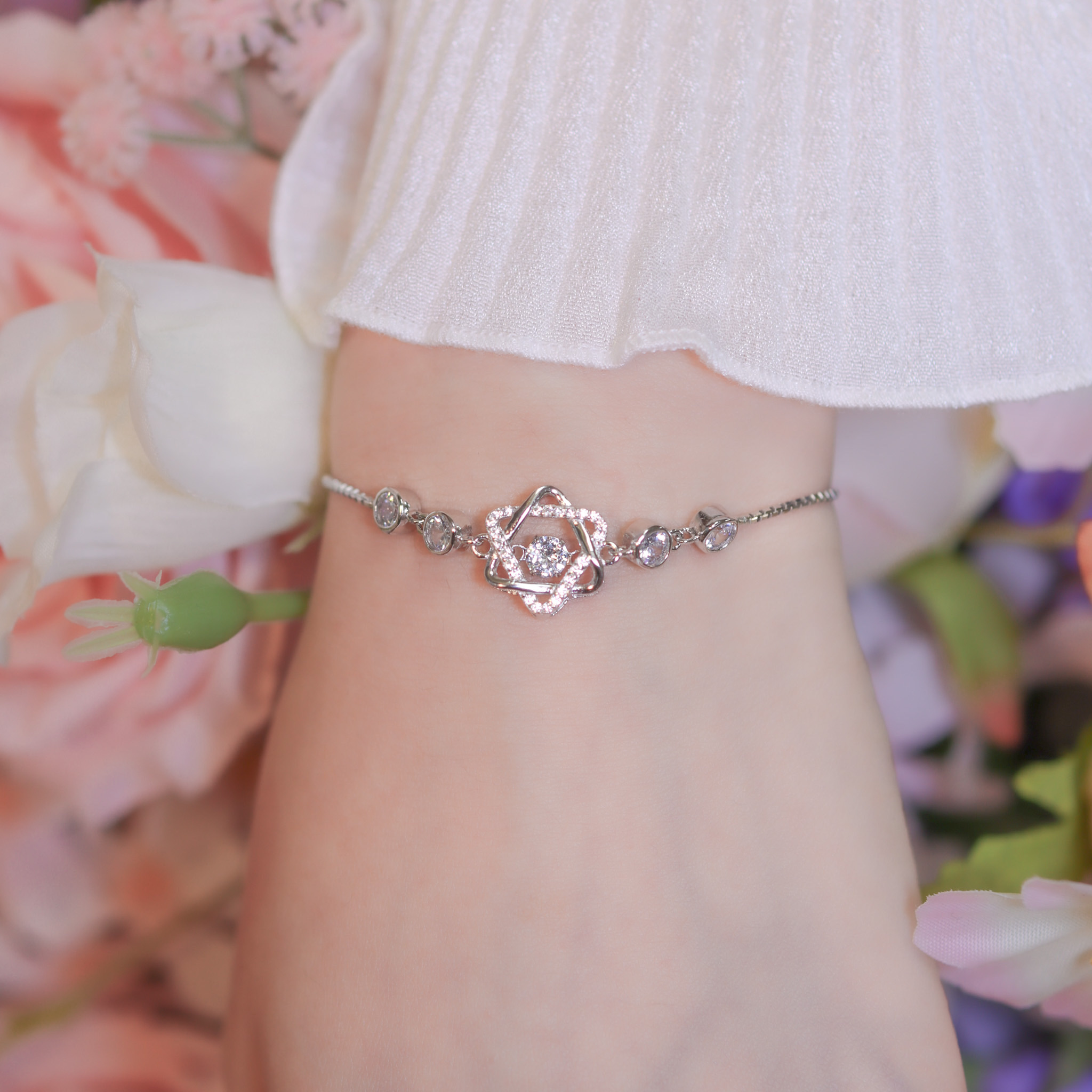 | 925 Silver | Dancing Star Bracelet | BR1108 |