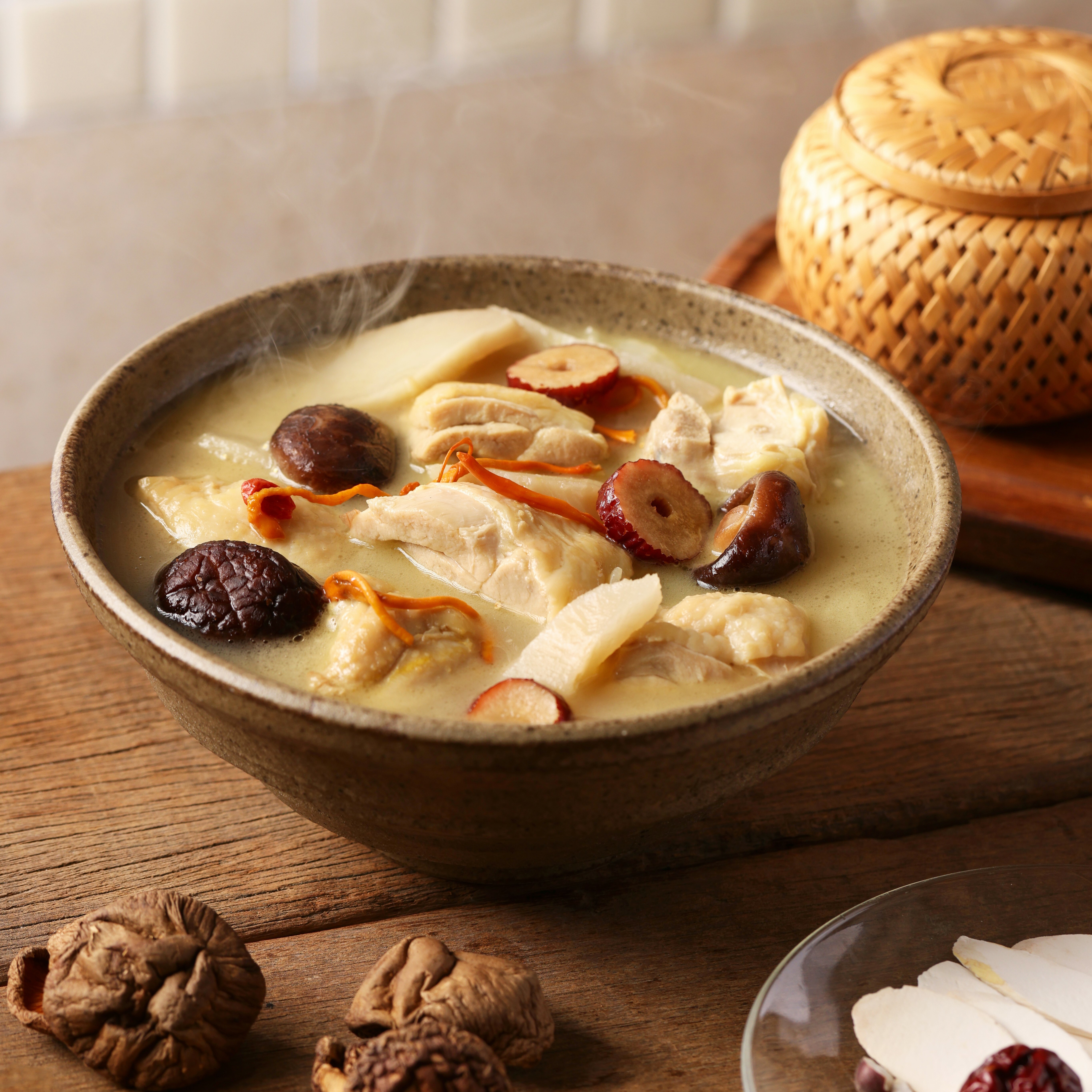 【心港點】濃郁雞白湯-淮山香菇